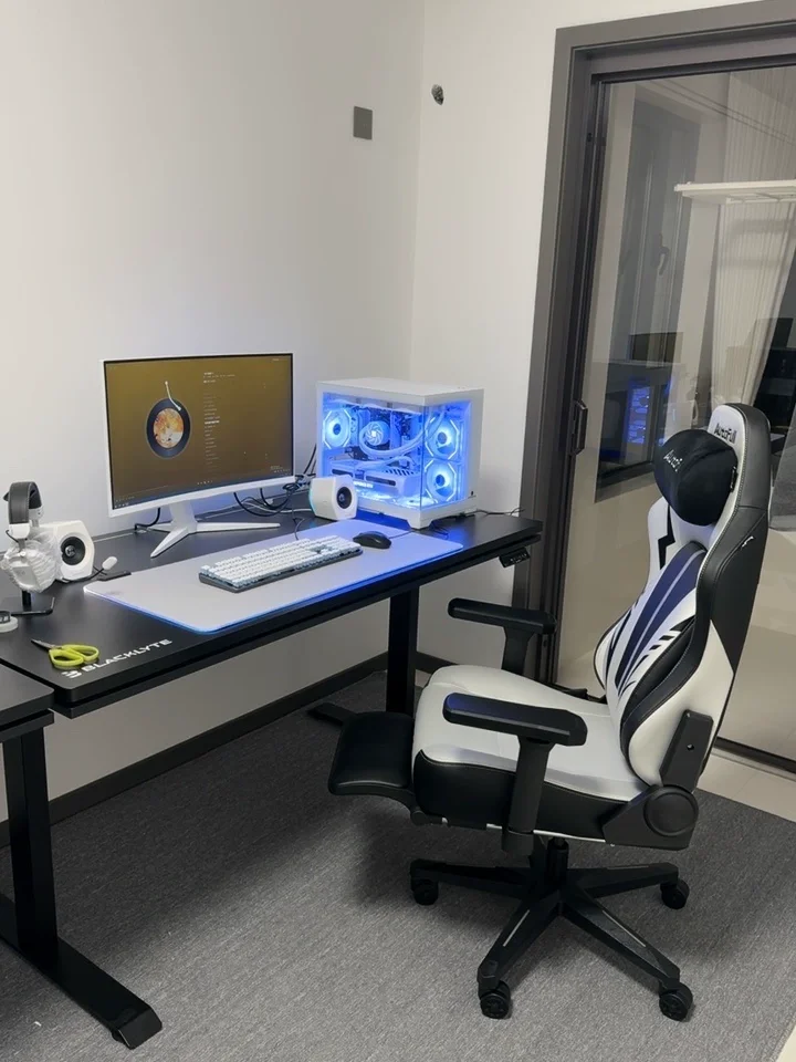 First Gaming Chair for Players - Office Furniture First บทวิจารณ์และราคา